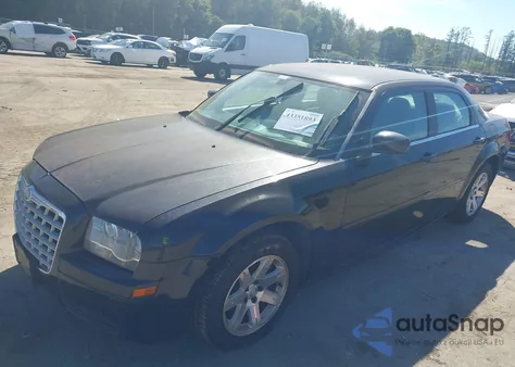 2006 Chrysler 300 from USA, damaged, VIN 2C3LA43R16H278054